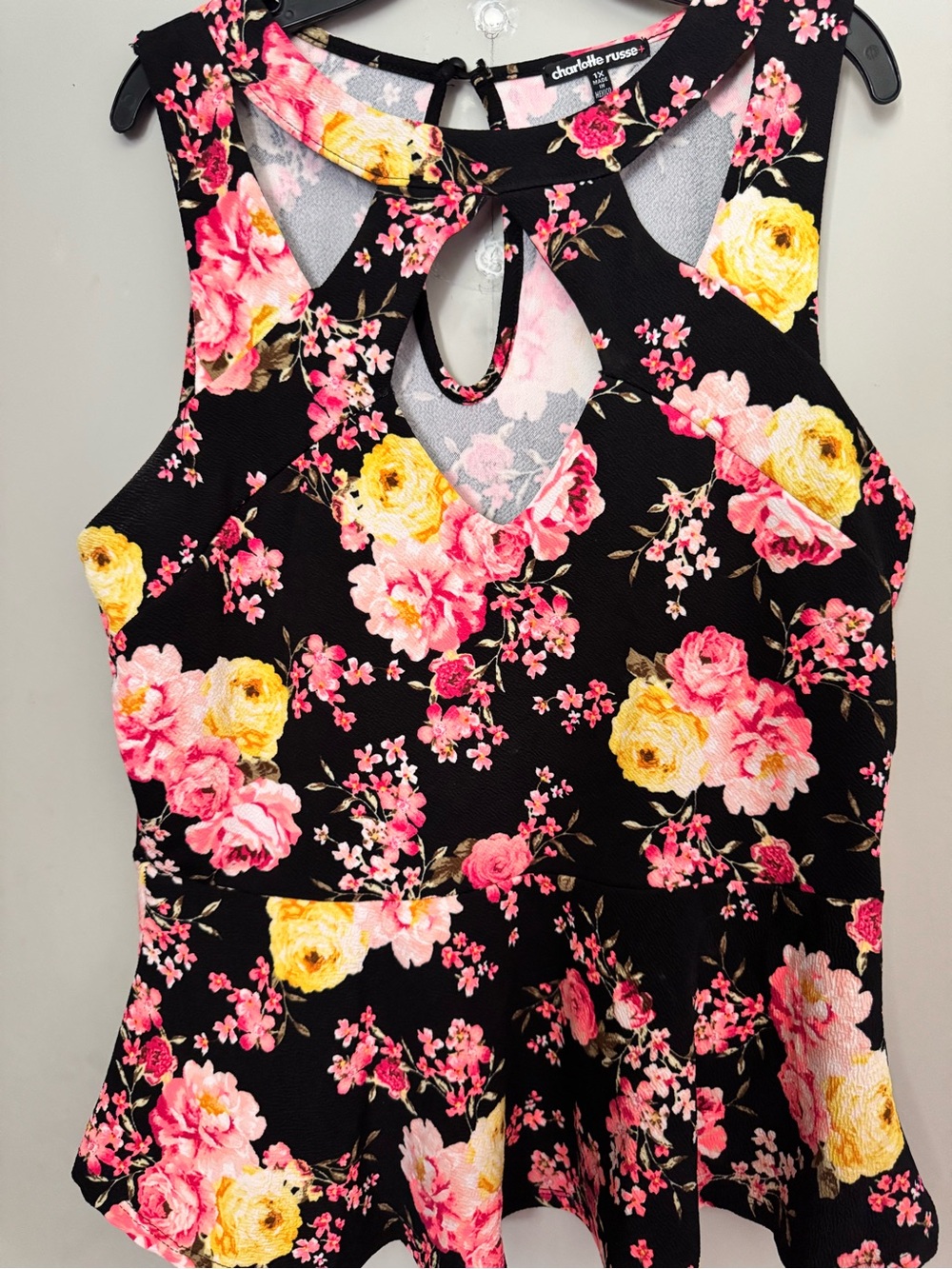 Charlotte Russe Black Floral Keyhole Peplum Camisole